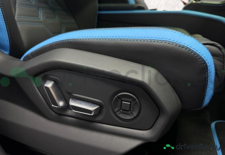 Lamborghini Urus Синий
