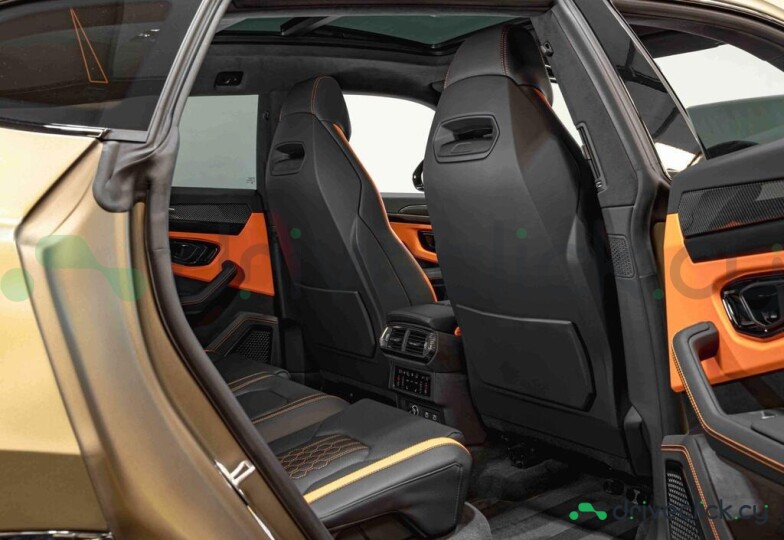 Lamborghini Urus Коричневый