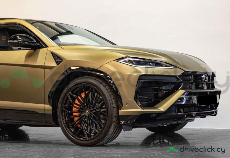 Lamborghini Urus Коричневый