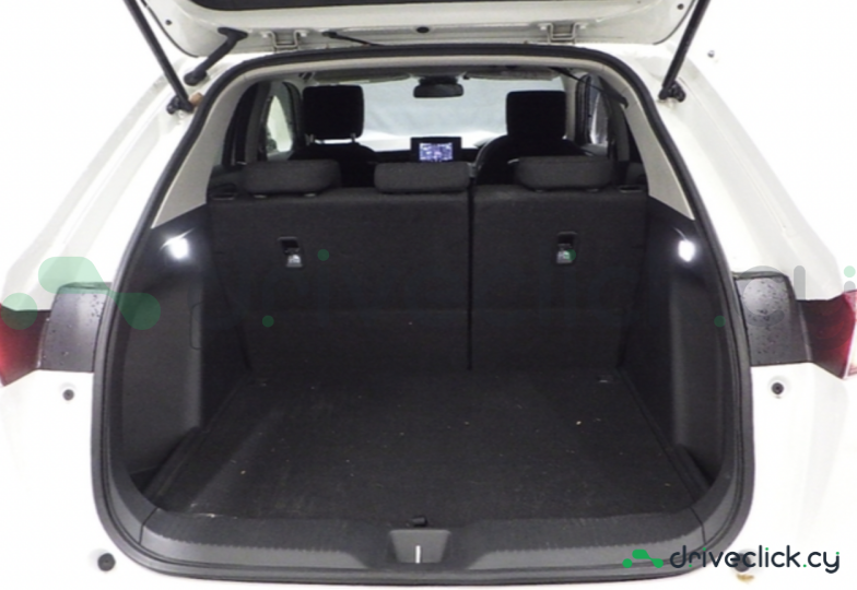 Honda Vezel White