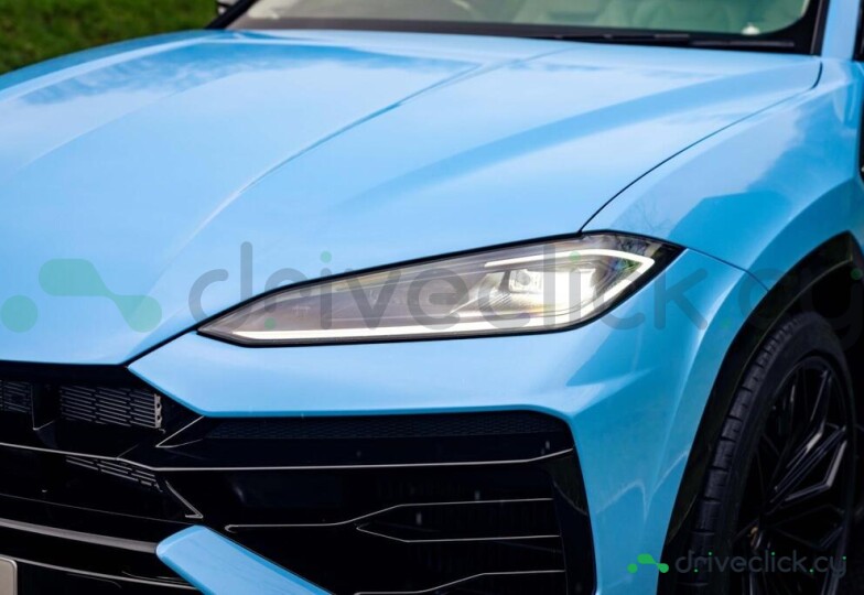 Lamborghini Urus Синий