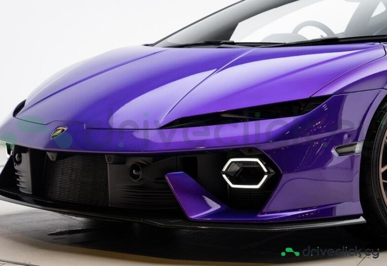 Lamborghini Temerario Purple