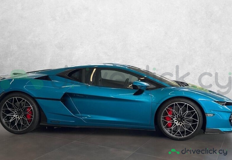 Lamborghini Temerario Blue