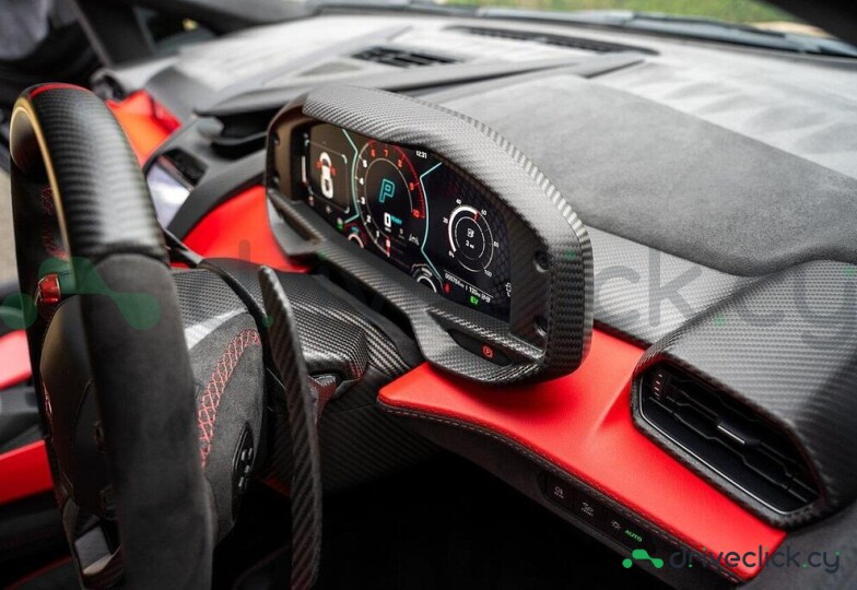 Lamborghini Revuelto Black