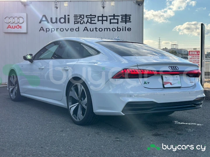 Audi A7 Белый