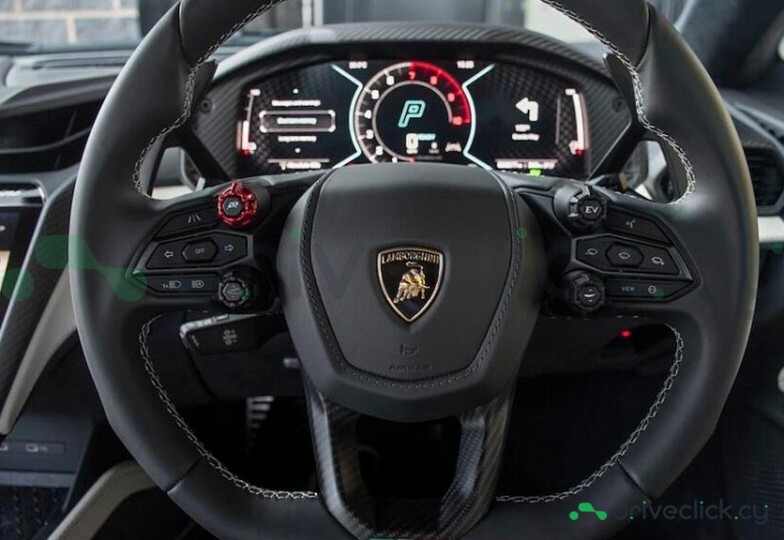 Lamborghini Revuelto Red