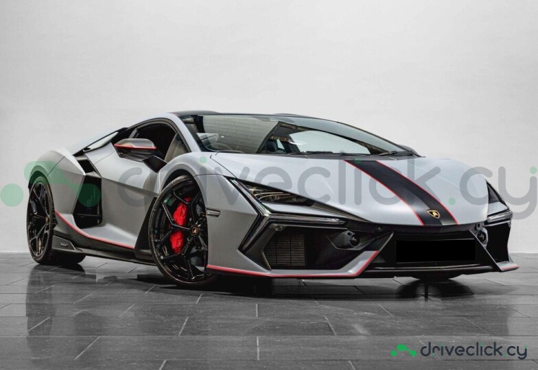Lamborghini Revuelto Grey