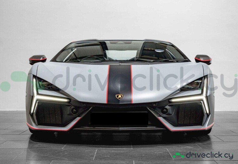Lamborghini Revuelto Grey
