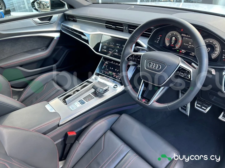 Audi A7 Белый