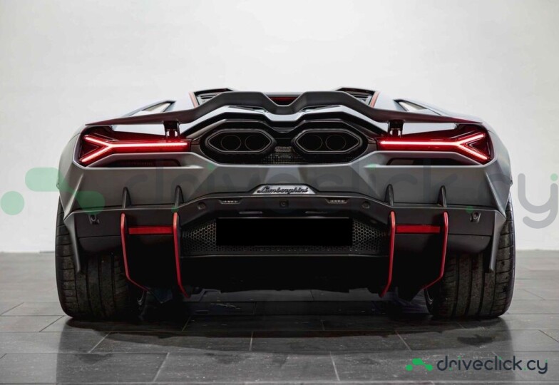 Lamborghini Revuelto Grey