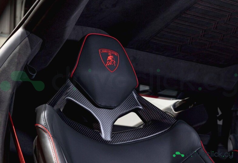 Lamborghini Revuelto Grey