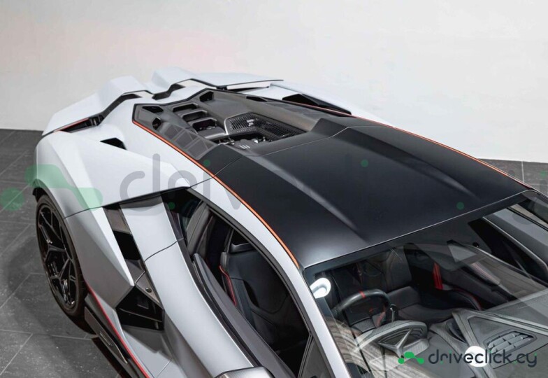 Lamborghini Revuelto Grey