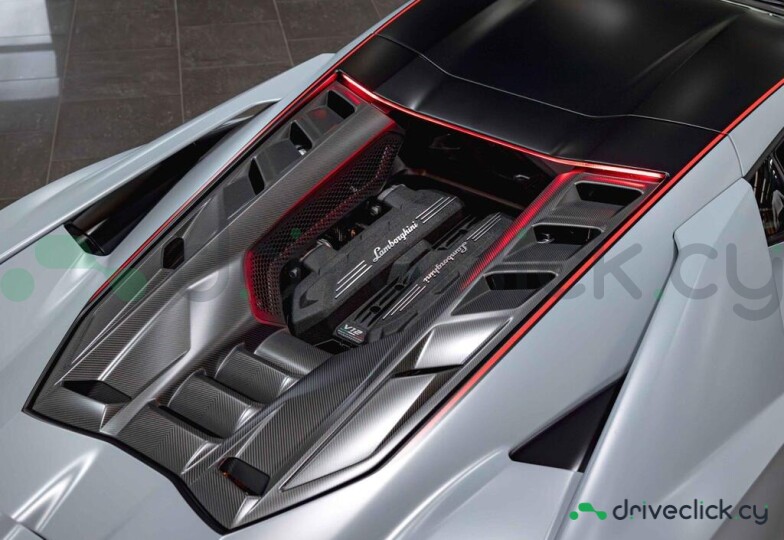 Lamborghini Revuelto Grey