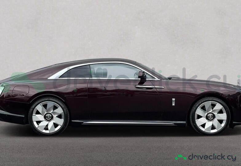 Rolls-Royce Spectre Dark red