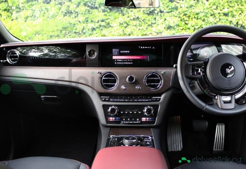 Rolls-Royce Spectre Red