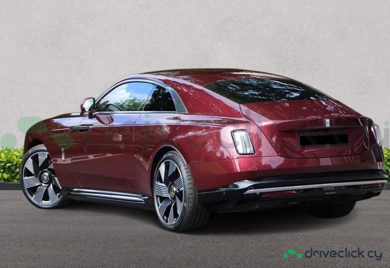 Rolls-Royce Spectre Red