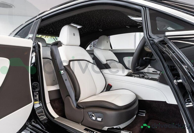 Rolls-Royce Spectre Black
