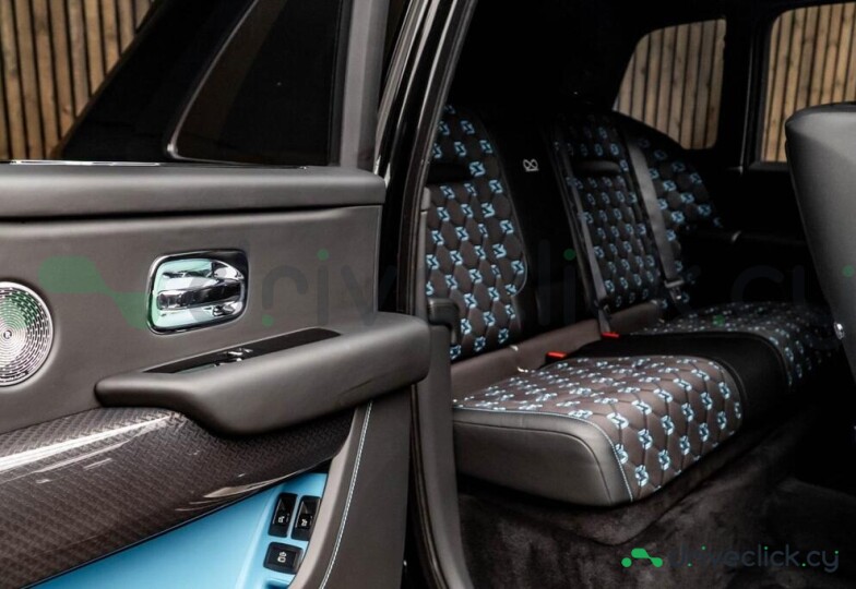 Rolls-Royce Cullinan Черный