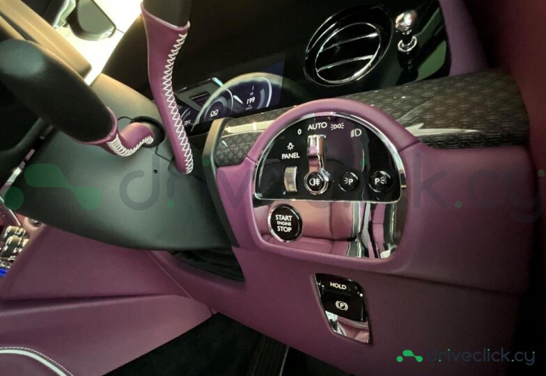 Rolls-Royce Spectre Grey