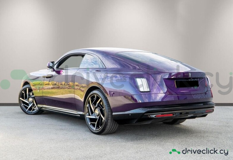 Rolls-Royce Spectre Purple