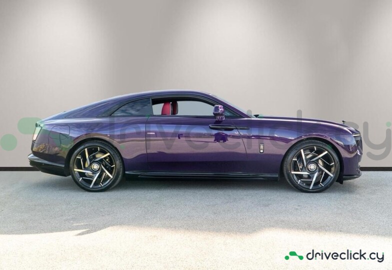 Rolls-Royce Spectre Purple