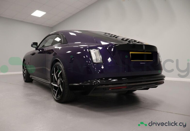 Rolls-Royce Spectre Purple