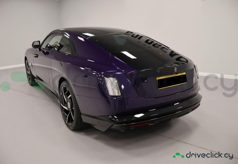 Rolls-Royce Spectre Purple