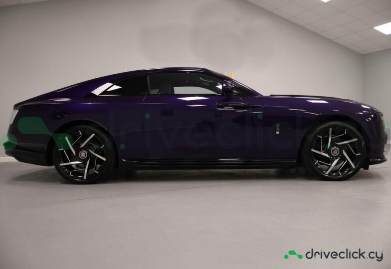 Rolls-Royce Spectre Purple