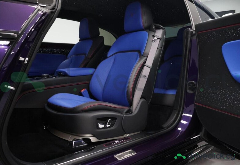 Rolls-Royce Spectre Purple