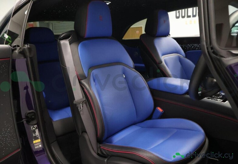 Rolls-Royce Spectre Purple