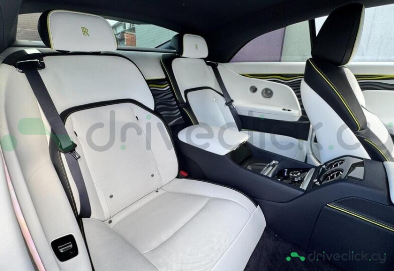 Rolls-Royce Spectre Blue