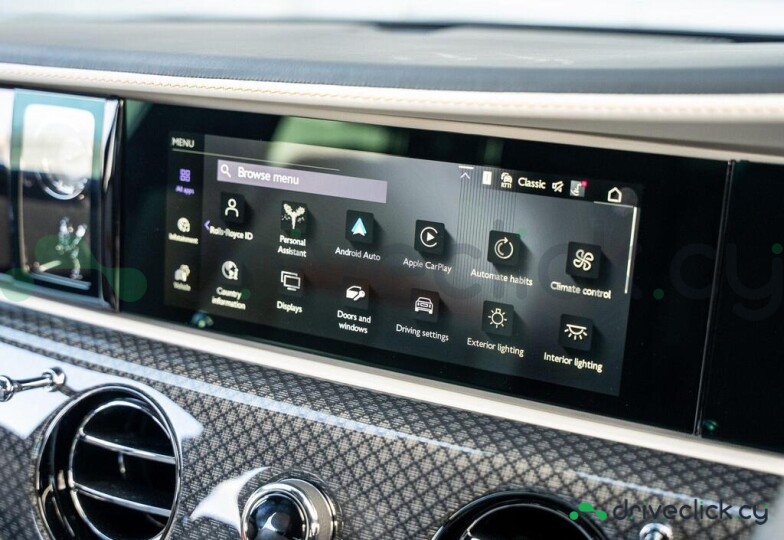 Rolls-Royce Ghost Green