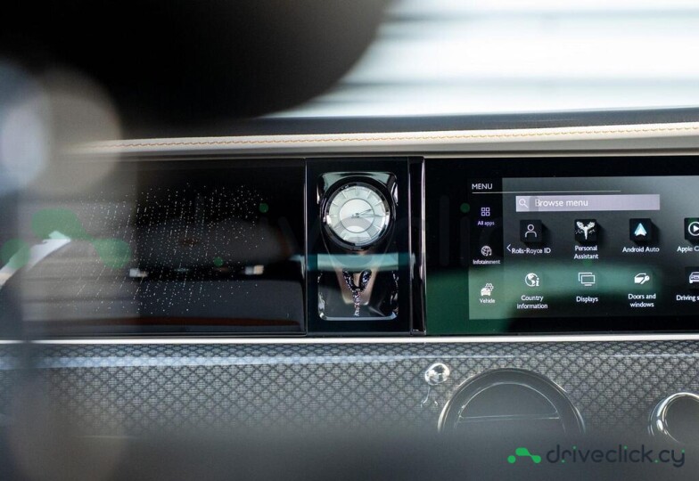Rolls-Royce Ghost Green