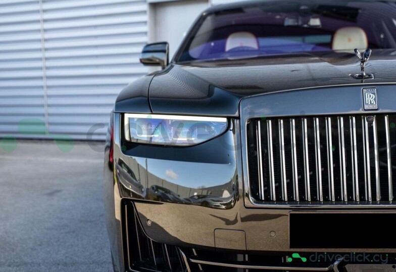 Rolls-Royce Ghost Green