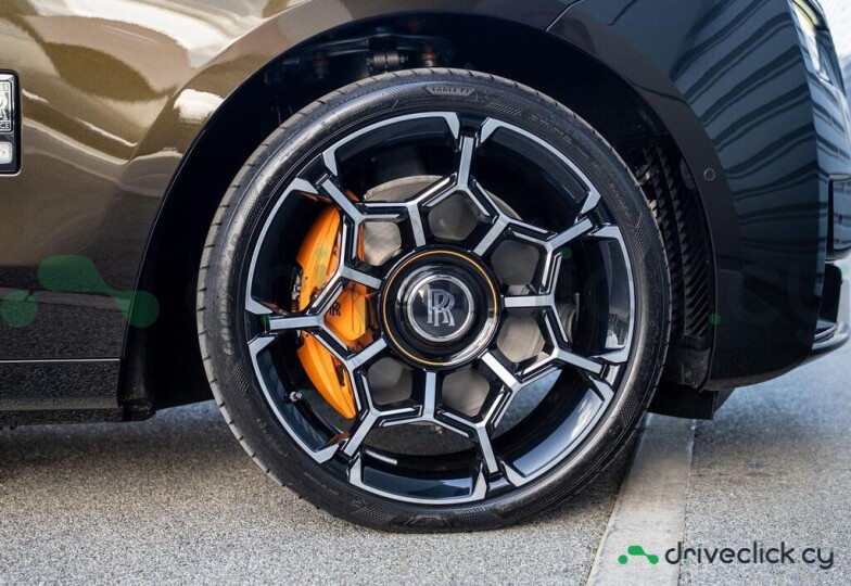 Rolls-Royce Ghost Green