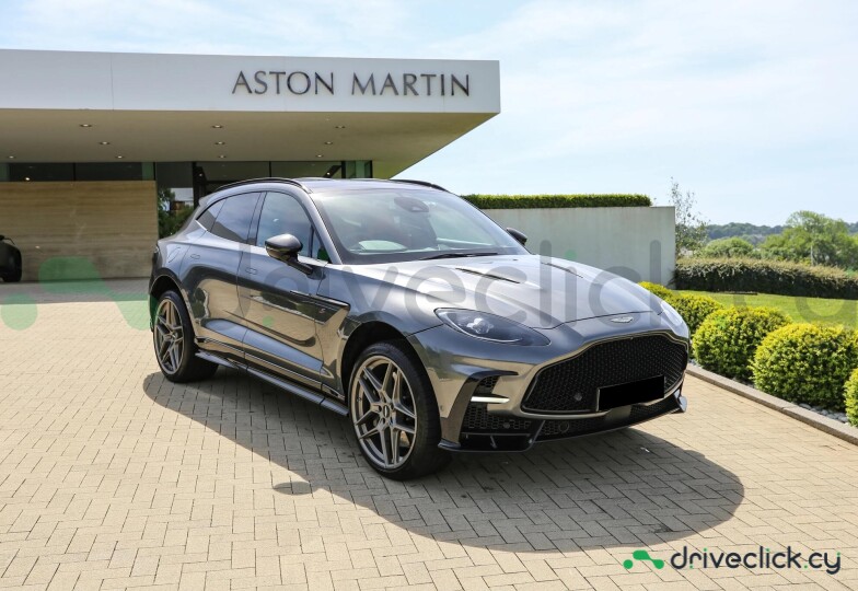 Aston Martin DBX Серый