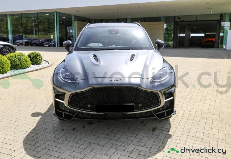 Aston Martin DBX Серый