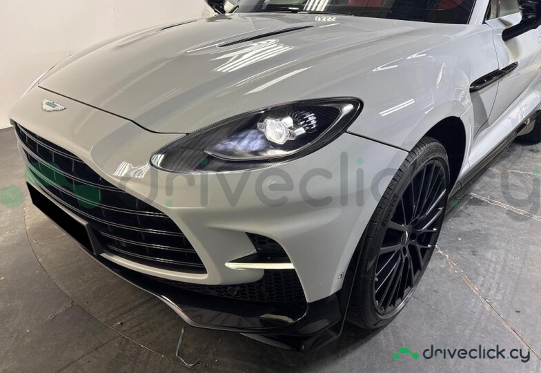 Aston Martin DBX Grey