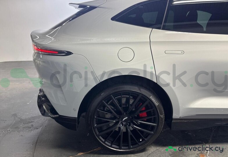 Aston Martin DBX Grey