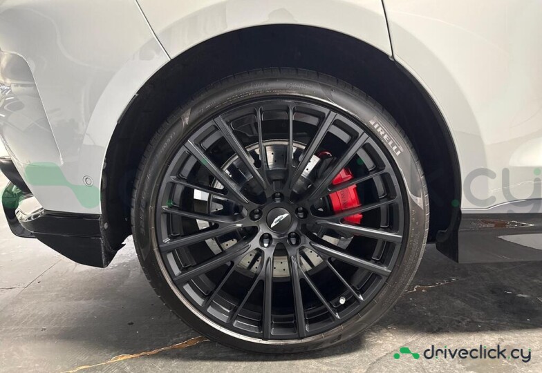 Aston Martin DBX Grey