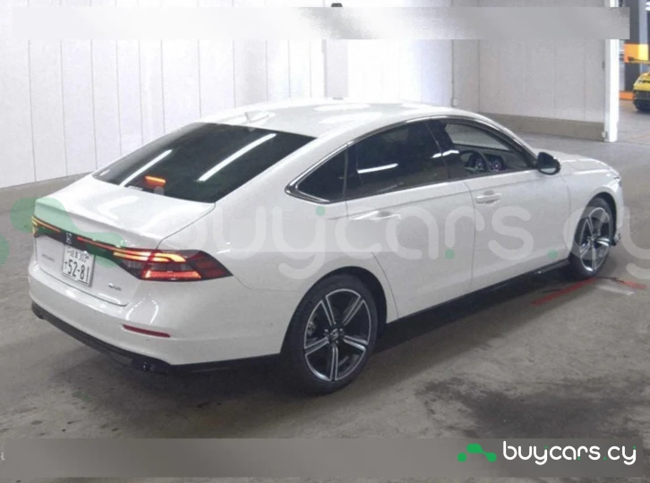 Honda Accord Белый