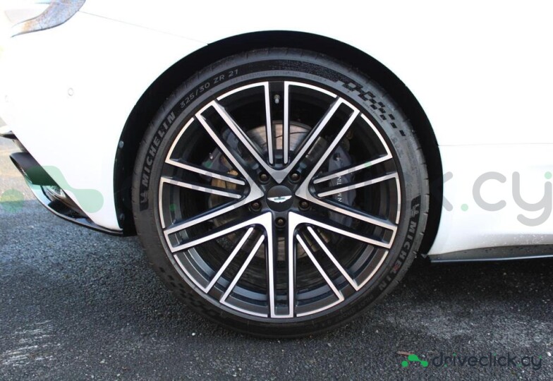 Aston Martin DB12 White