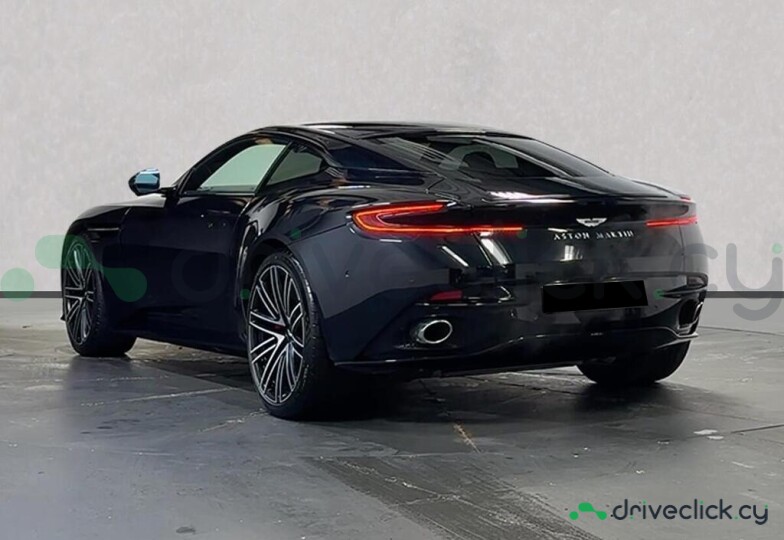Aston Martin DB12 Black