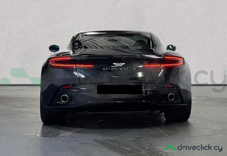 Aston Martin DB12 Black