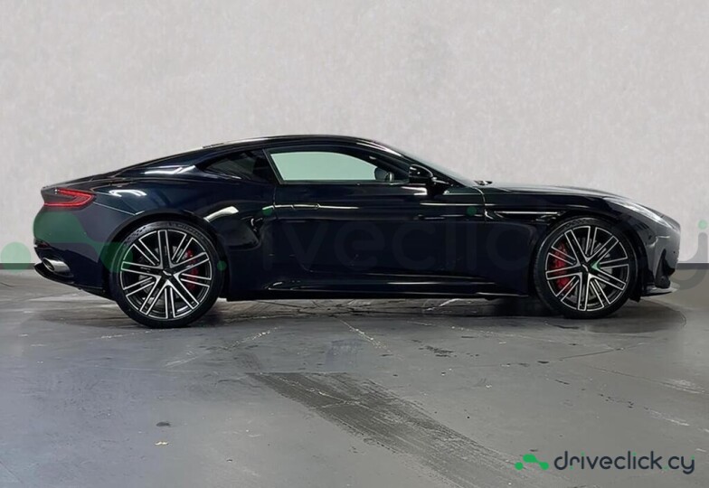 Aston Martin DB12 Black