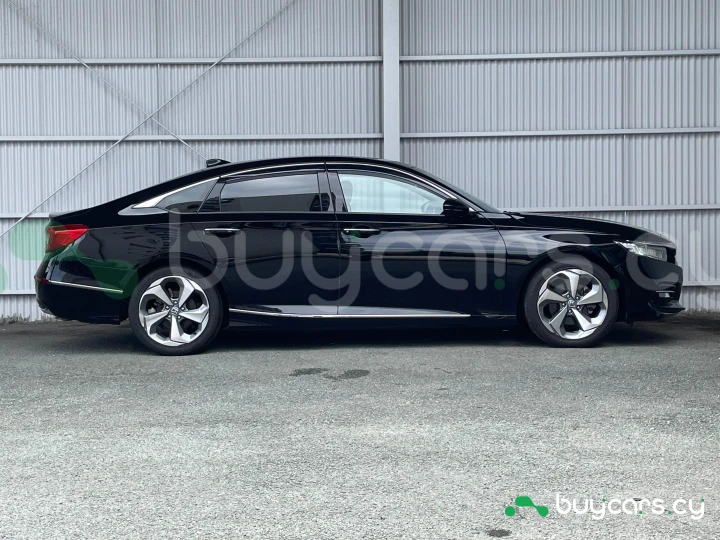 Honda Accord Черный