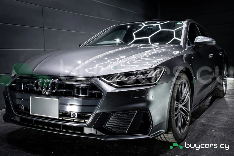 Audi A7 Серый