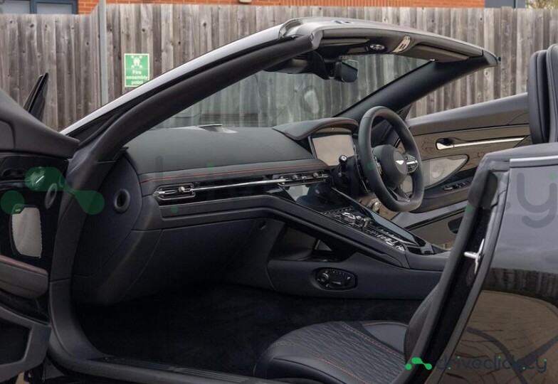 Aston Martin DB12 Black