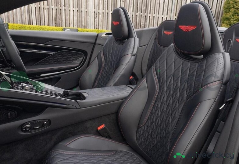 Aston Martin DB12 Black