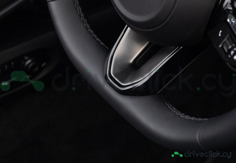 Aston Martin DB12 Black